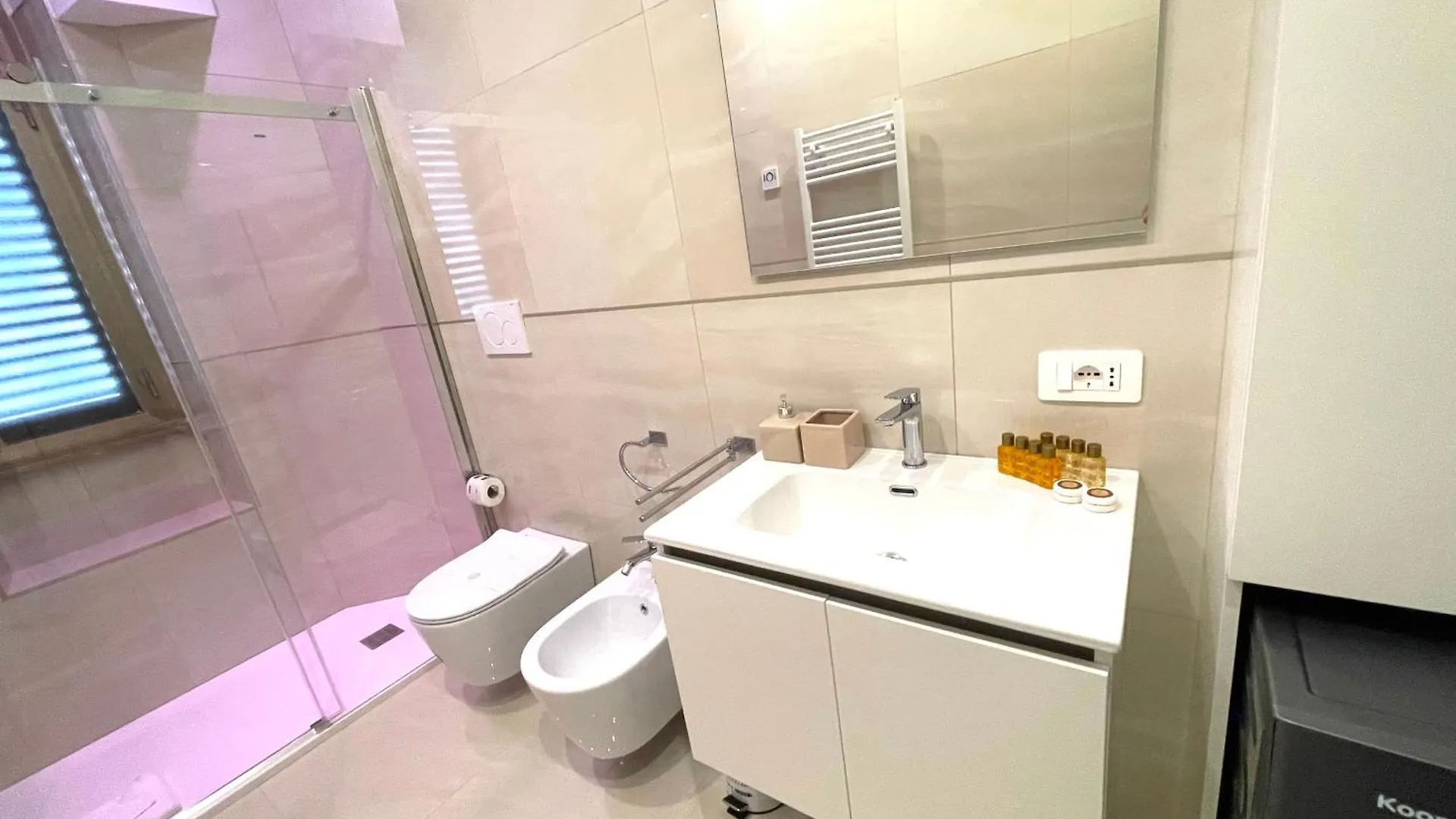 Royal Golden House Apartment Rome Italy